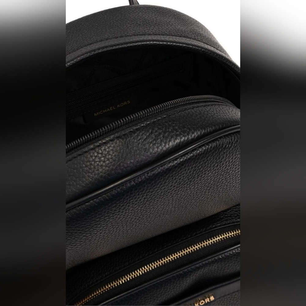 Michael Kors Pebbled Leather Backpack  Stylish & Functional City Bag NWT - Picture 10 of 10